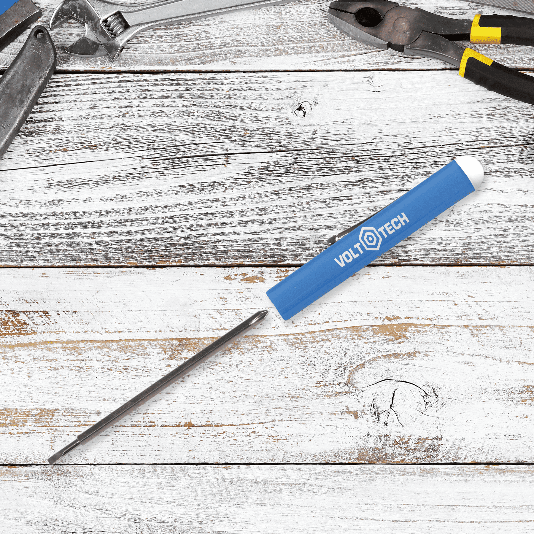 Pocket Screwdriver Reversible Tech Blade + Button Top
